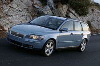 Volvo V50 view from front