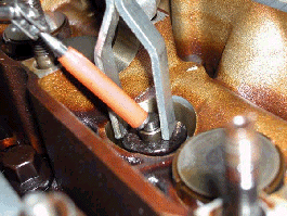 Removing valve keepers