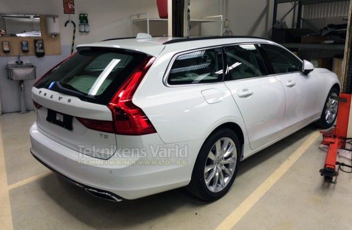 Volvo V90 Model Year 2017 Preview