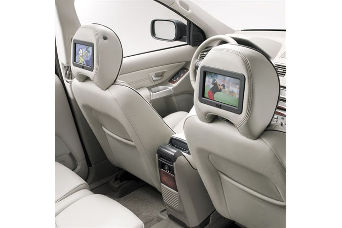 Volvo XC90 Executive. DVD in head restraint