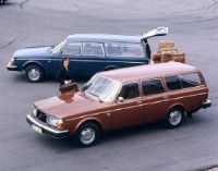 Volvo 245 1975