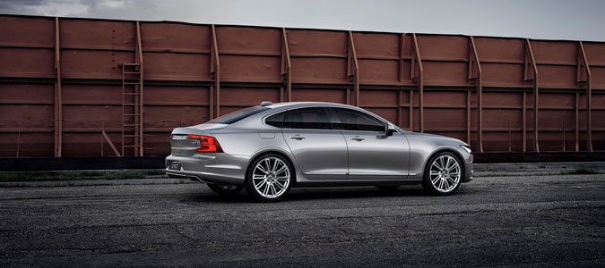 New Volvo S90