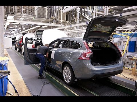 Volvo V60 Starts Production