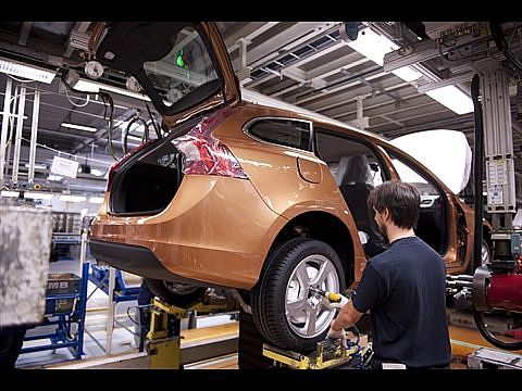 Volvo V60 Starts Production