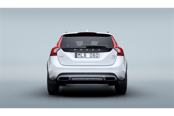 Volvo V60 Cross Country 2015