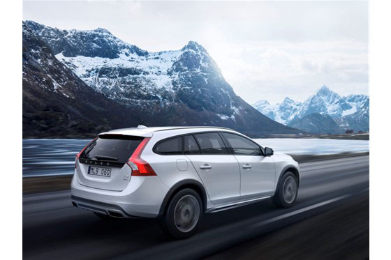 Volvo V60 Cross Country 2015