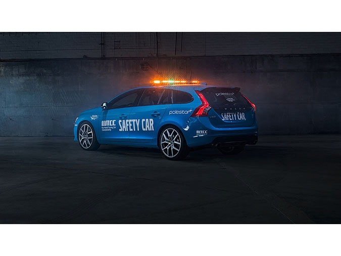 v60_polestar_safetycar_2